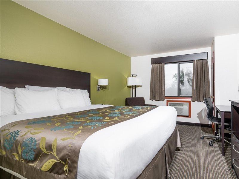Baymont By Wyndham Wi Hotel 3*